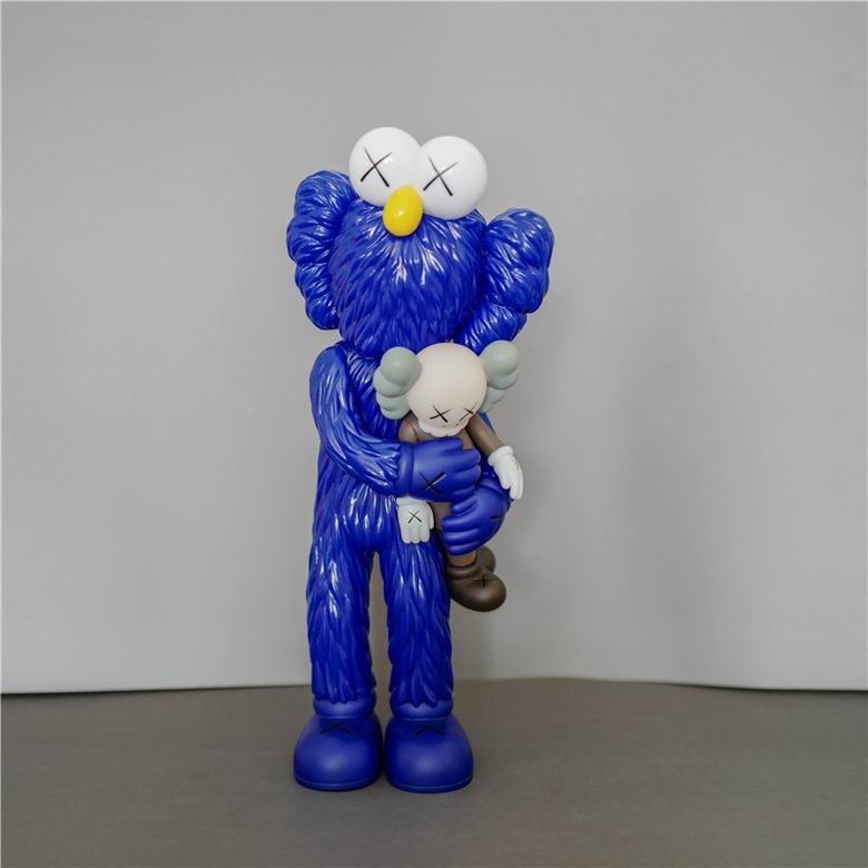 Kaws 14 10 31cm m  (4)